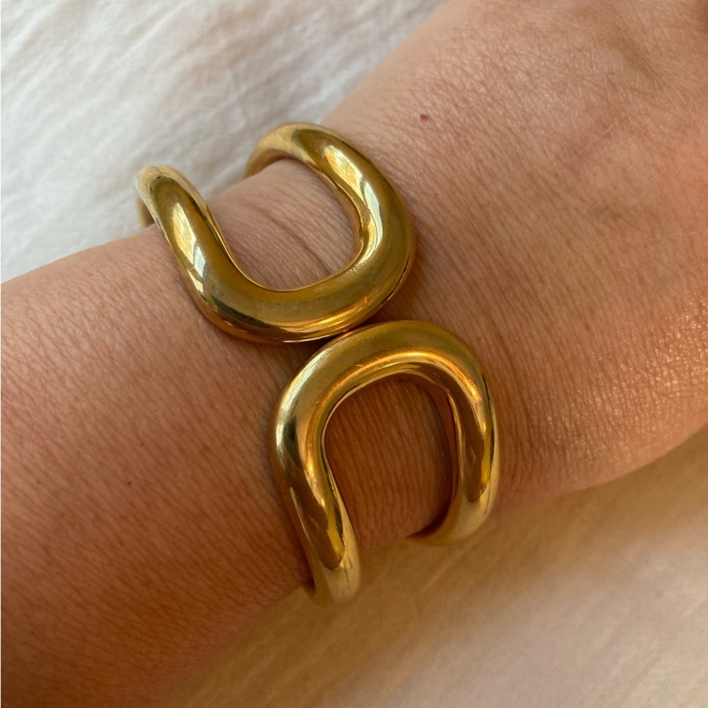 Hinged Gold Tone‎ Bangle Bracelet Vintage Clamper